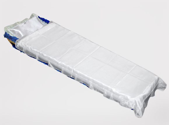 Покрывало в гроб шелк белое с белым рюшем