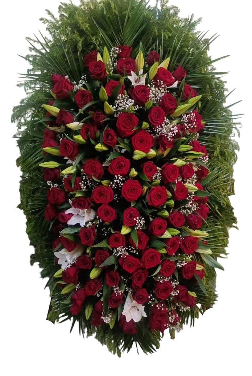 Венок из живых цветов 13