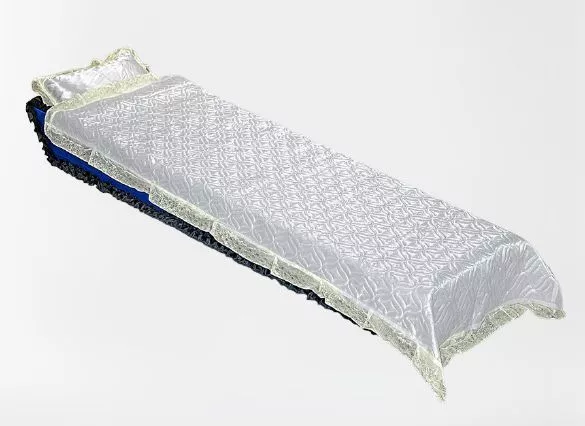 Покрывало в гроб стеганное шелк белое с золотым кружевом